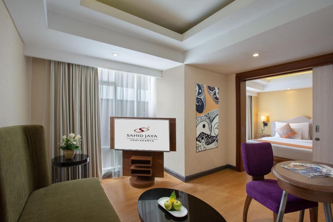 Sahid Raya Hotel & Convention Yogyakarta Maguwo Exterior foto